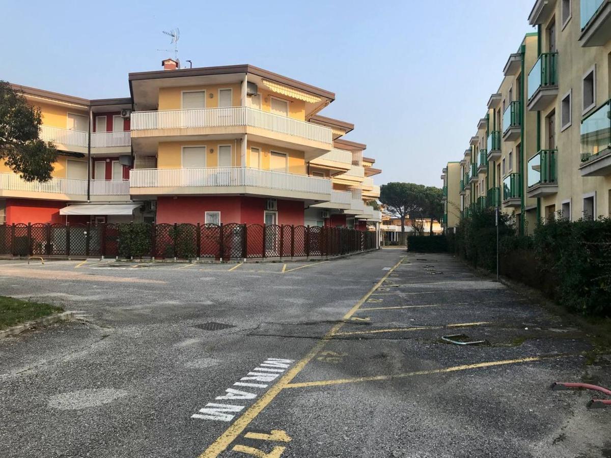 Residence Miriam 2 Bibione Exterior foto